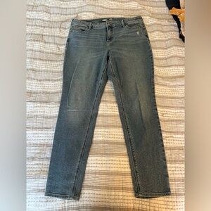 Old Navy Women's Skinny Jeans in Faded Blue size 14